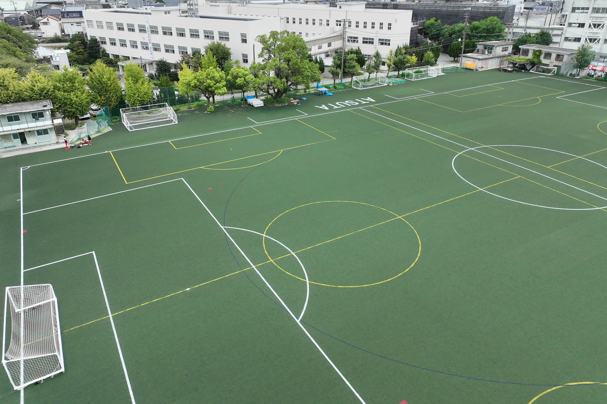 熱田高等学校同窓会70周年記念人工芝完成風景